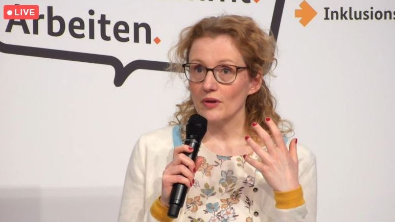 Susanne Bartel bei der Gesprächsrunde zur beruflichen Teilhabe - Inklusionstage 2021